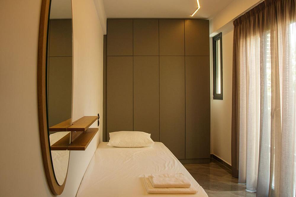 P J Luxury Suites Serres Esterno foto