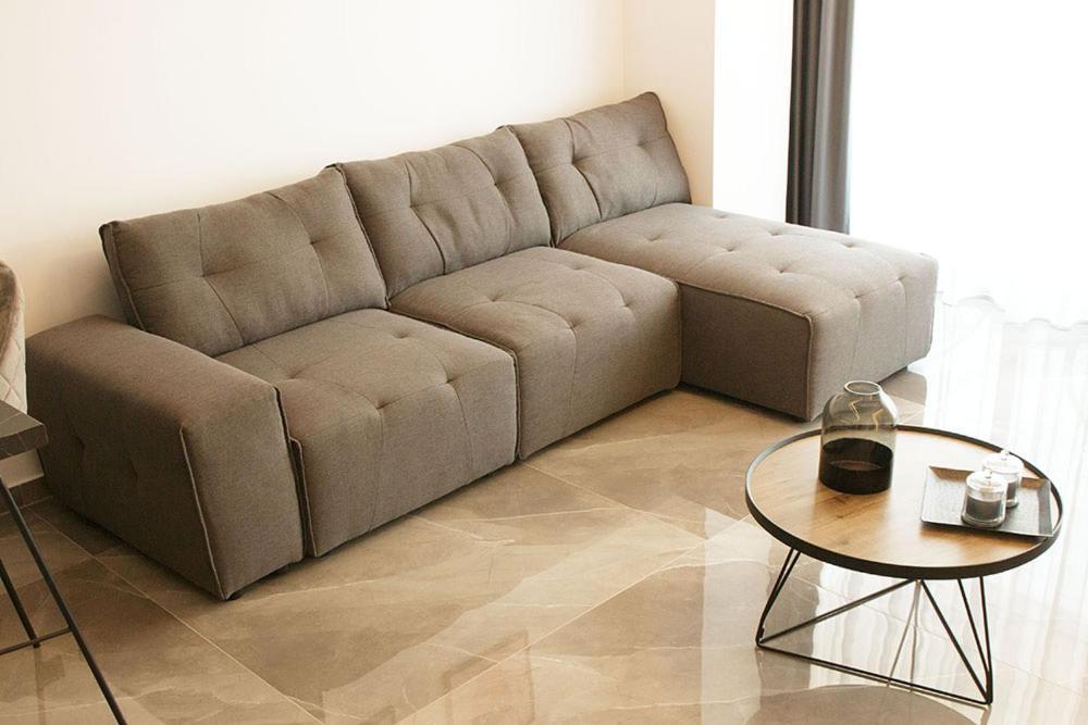 P J Luxury Suites Serres Esterno foto