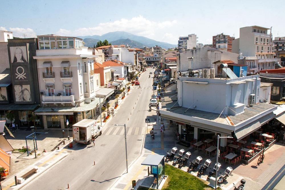 P J Luxury Suites Serres Esterno foto